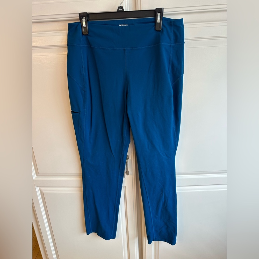 Ladies Duluth trading NoGa stretch pants straight leg size Large EUC blue WP105